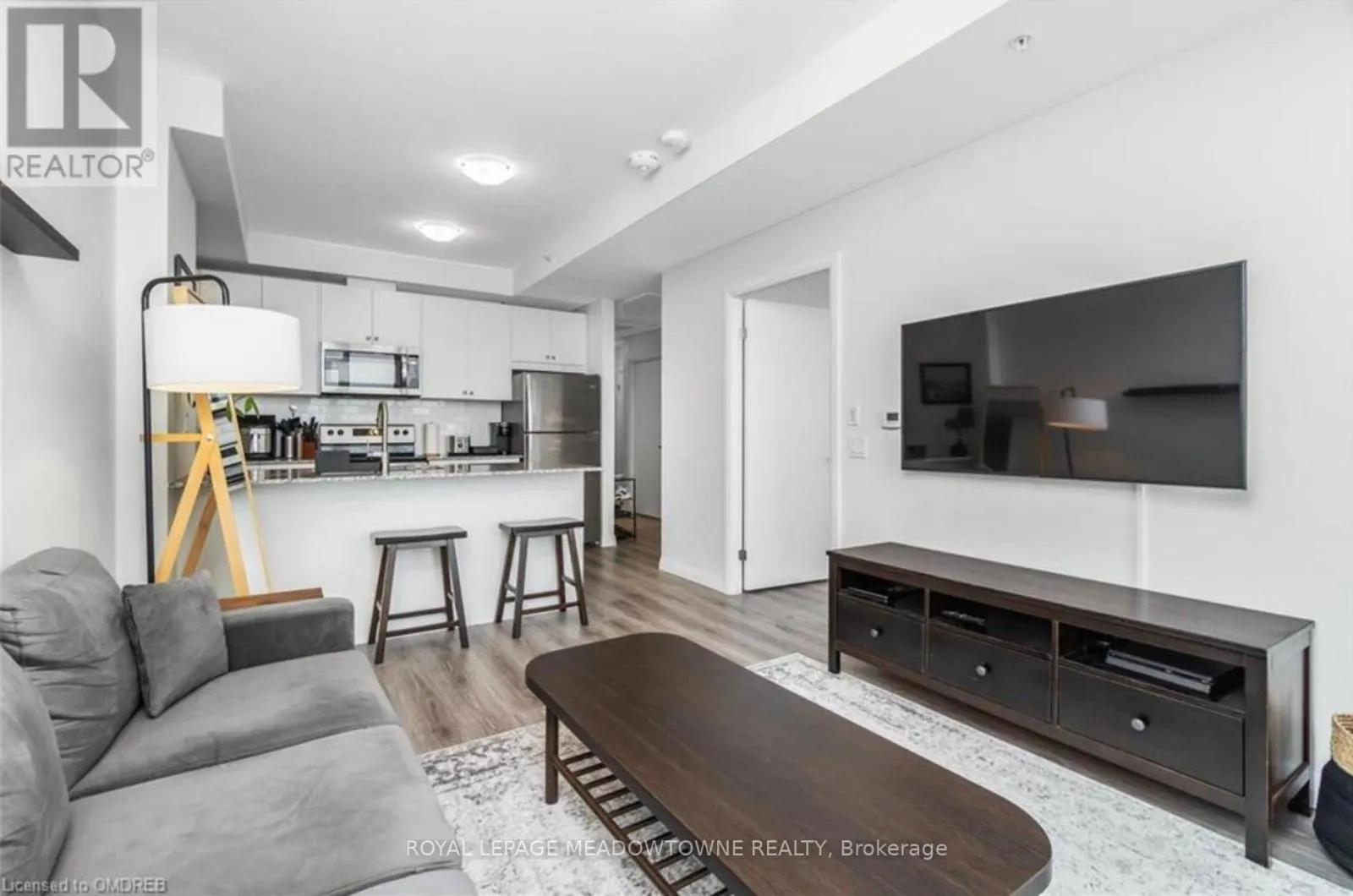 1206 - 60 CHARLES STREET W