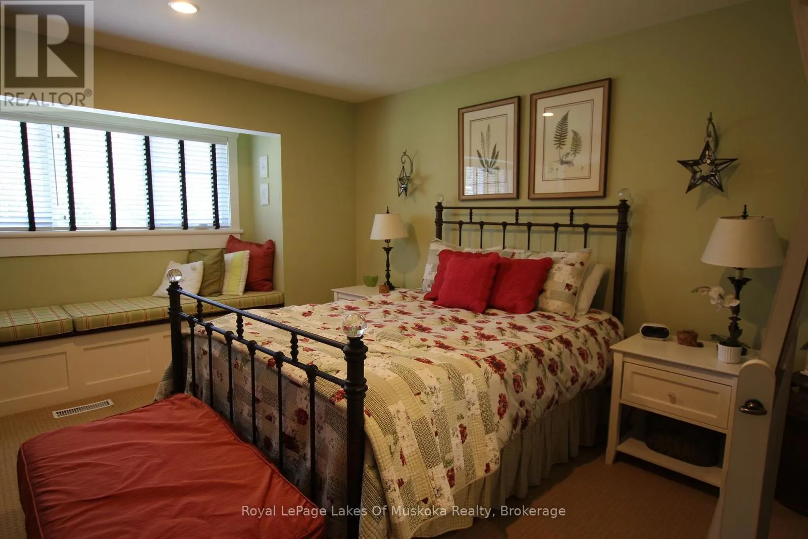V  3, W 5 - 1020 BIRCH GLEN ROAD, #V  3, W 5