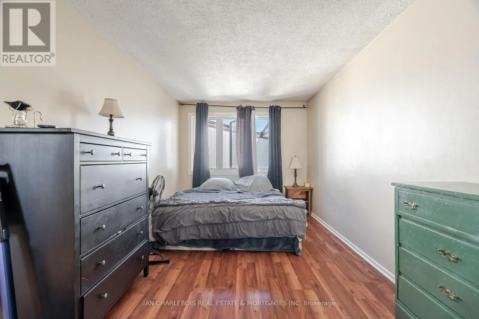 31 - 837 EASTVALE DRIVE
