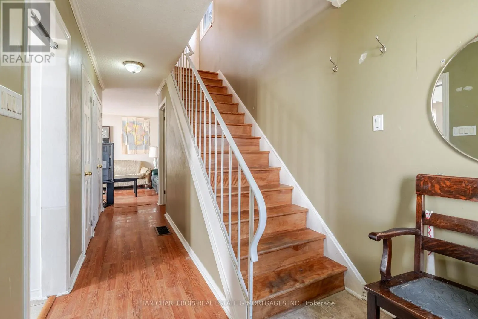 31 - 837 EASTVALE DRIVE