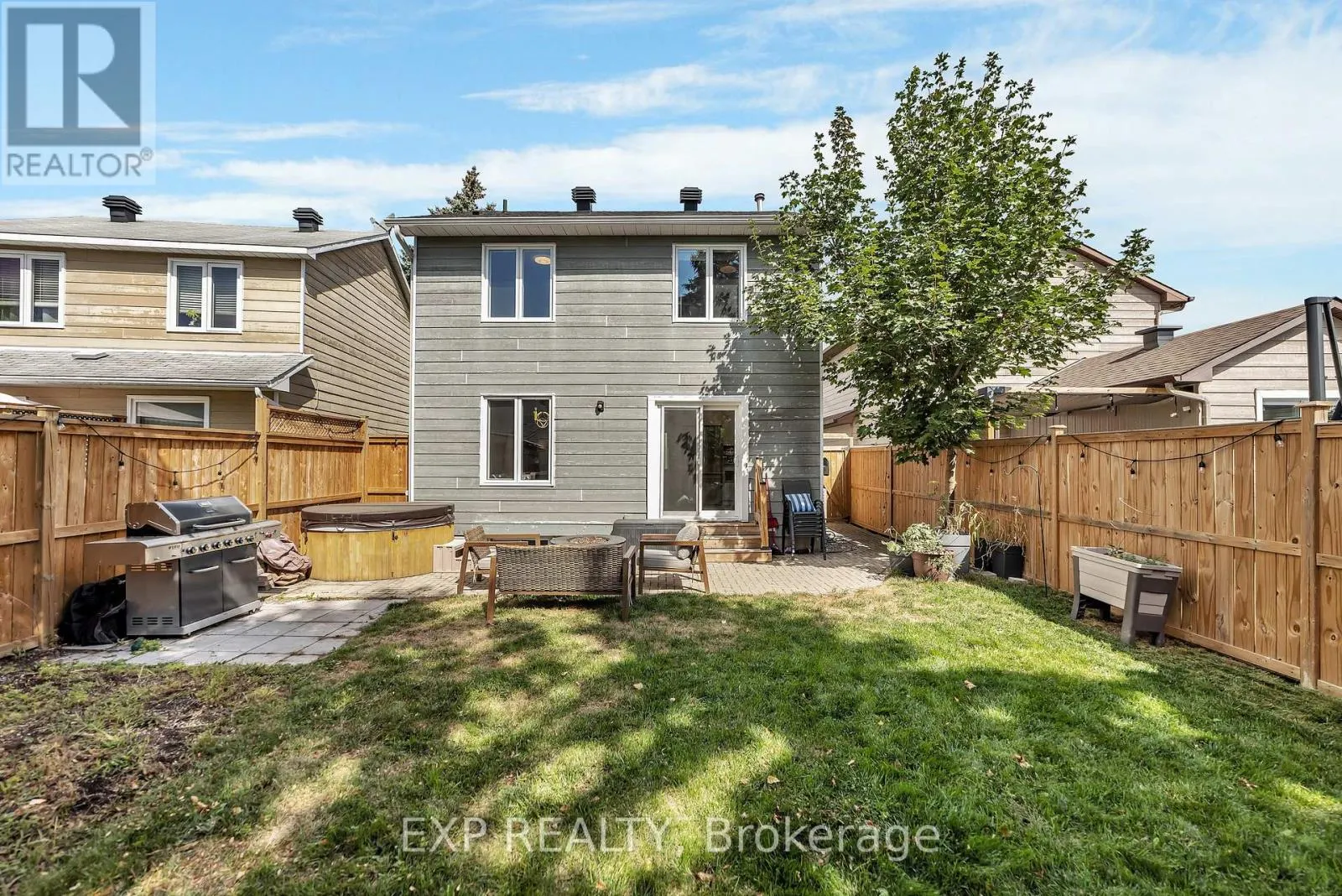1943 LONGMAN STREET