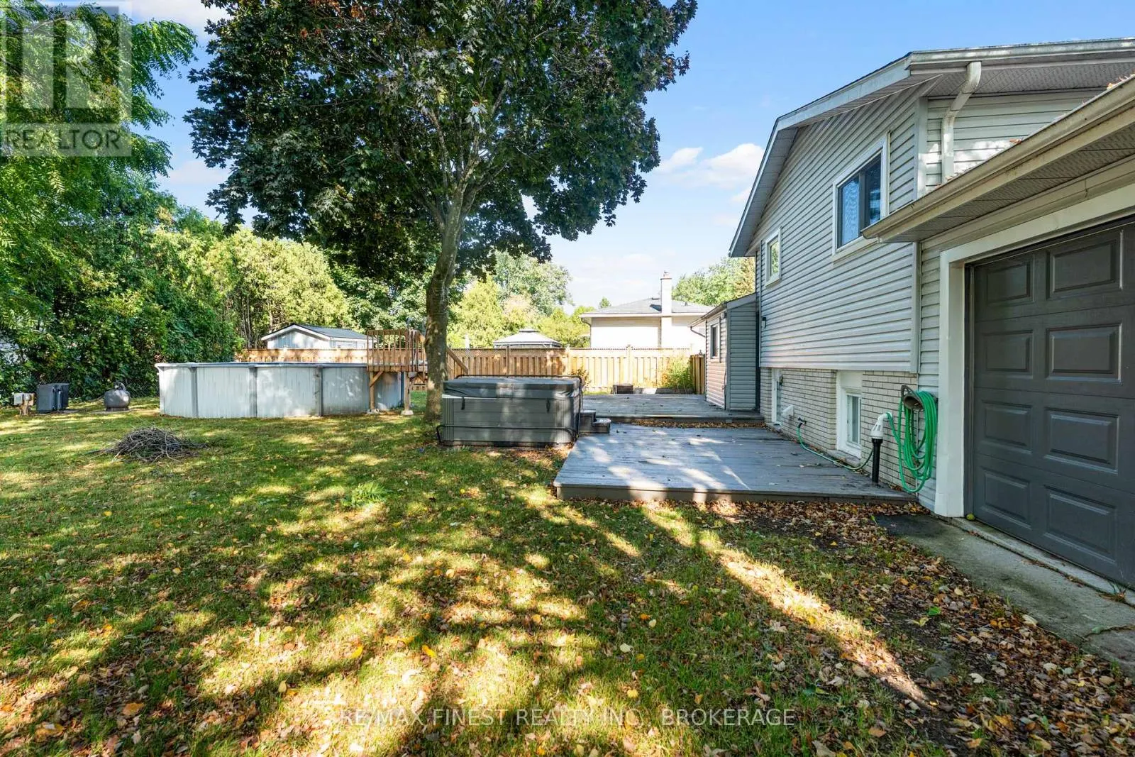 52 WINDSOR DRIVE