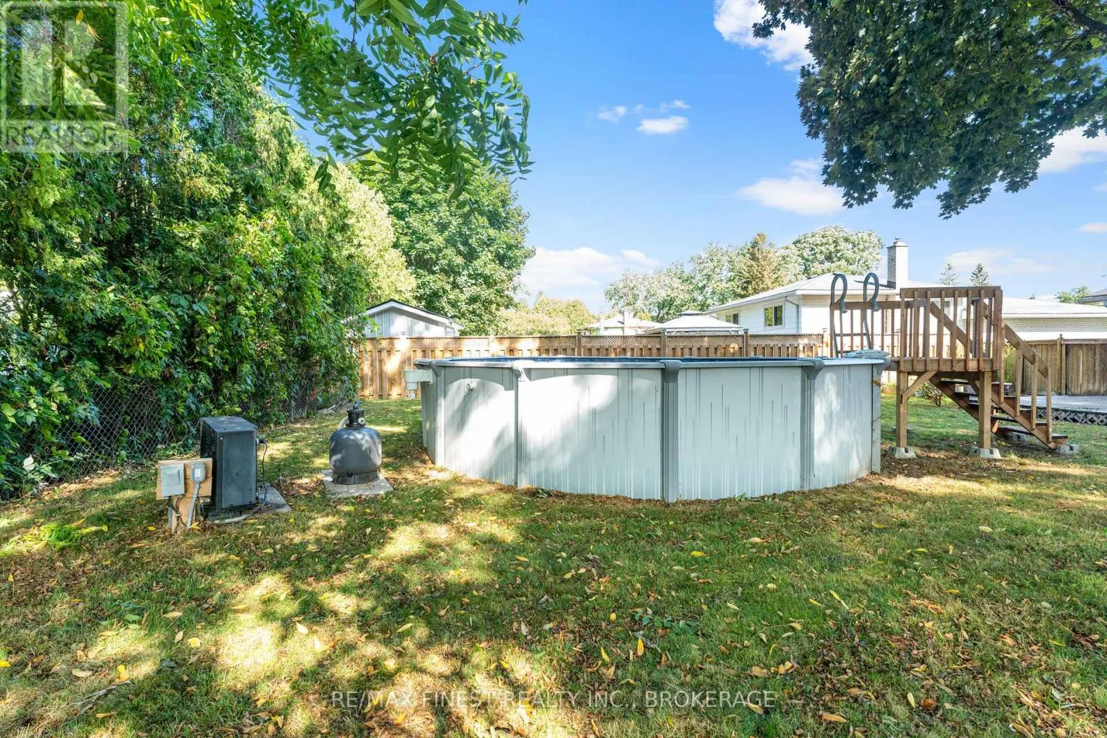 52 WINDSOR DRIVE