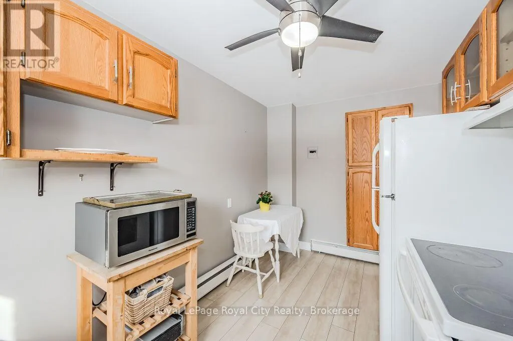 107 - 1 SUNNYLEA CRESCENT, #107
