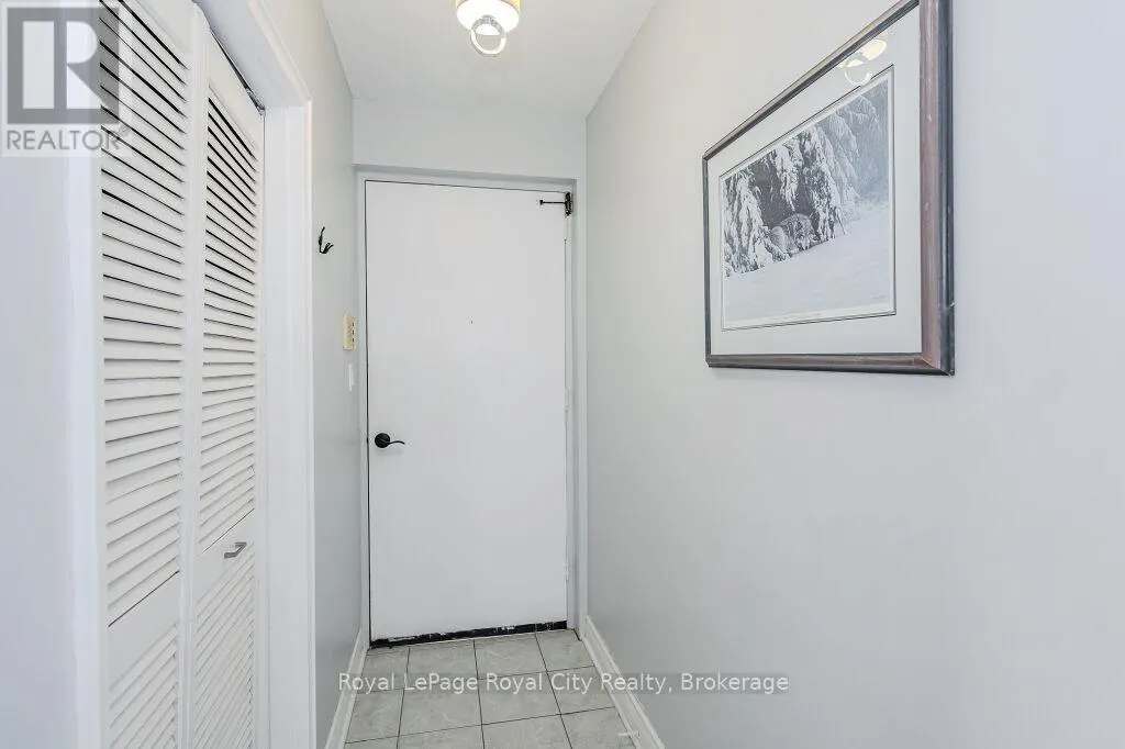 107 - 1 SUNNYLEA CRESCENT, #107