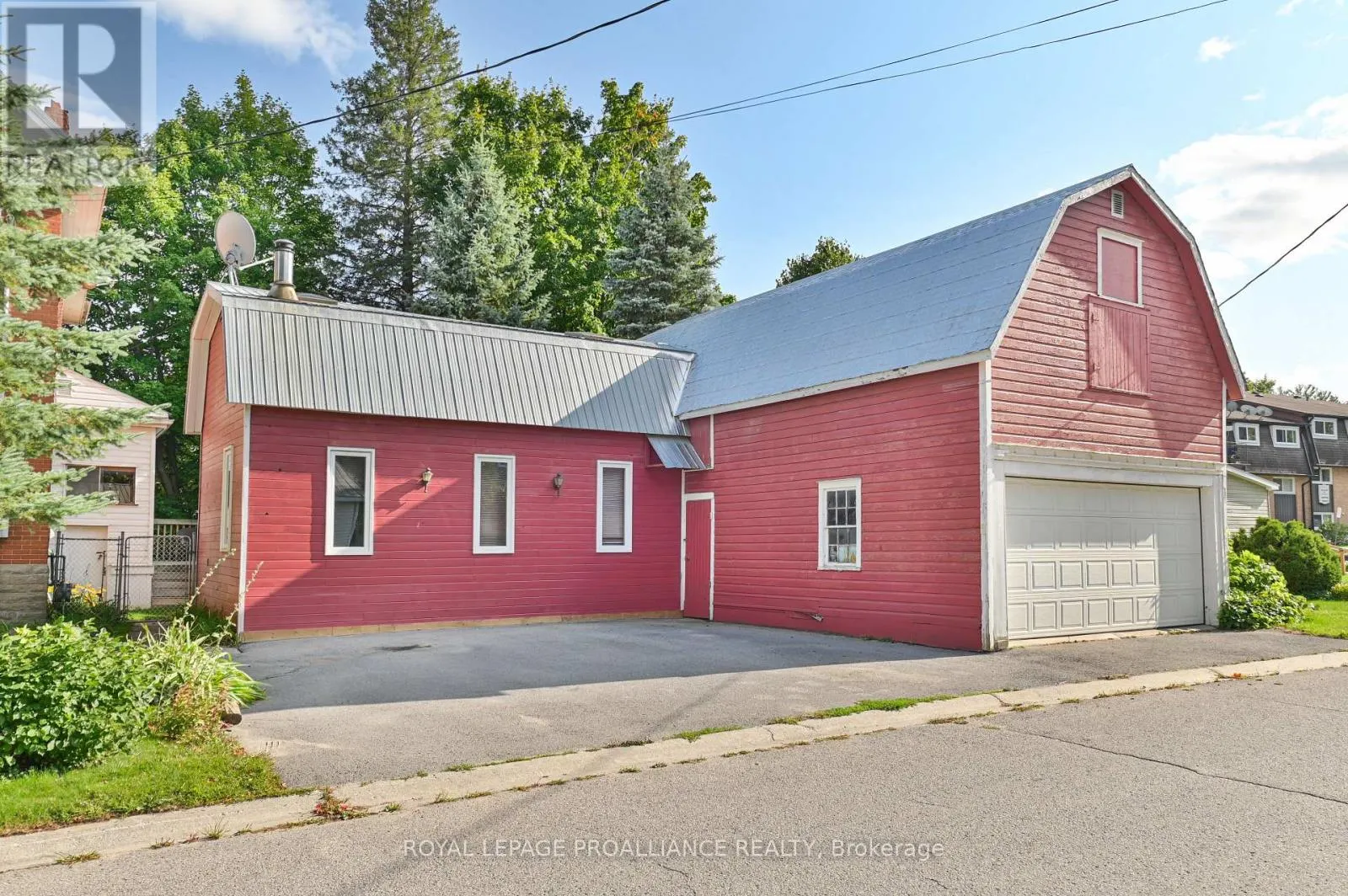 262 METCALF STREET