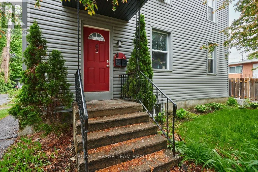62 LAUREL STREET