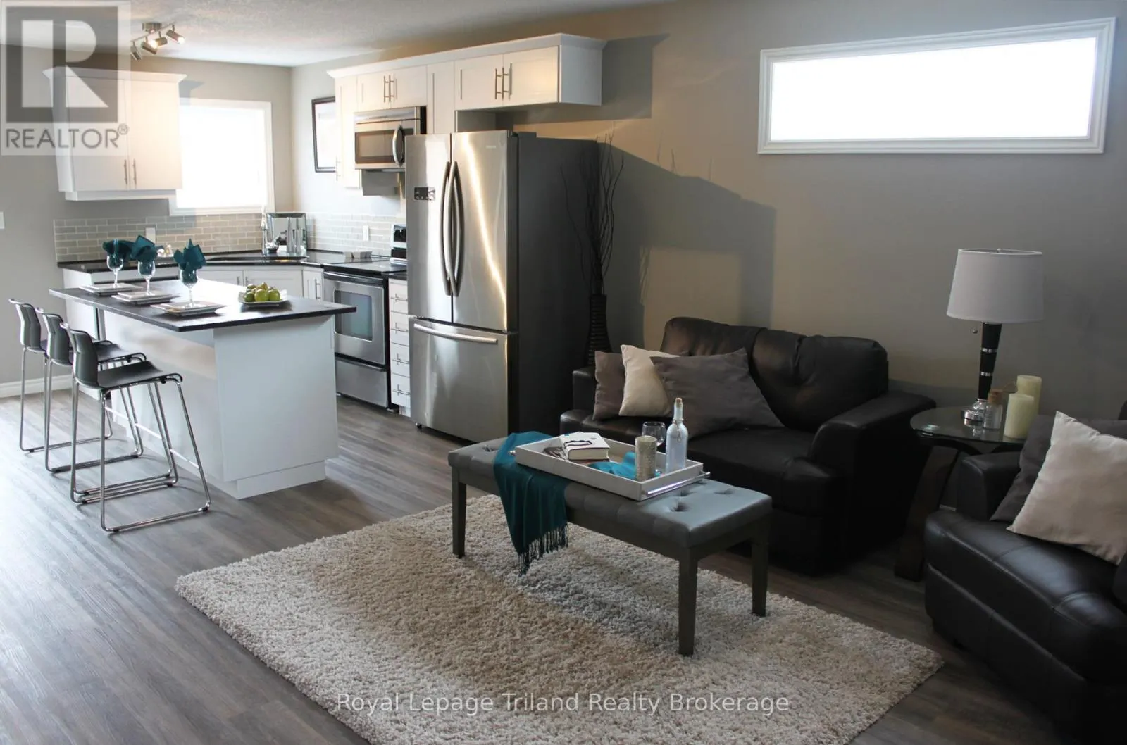 #1 - 673 ADELAIDE STREET, ##1