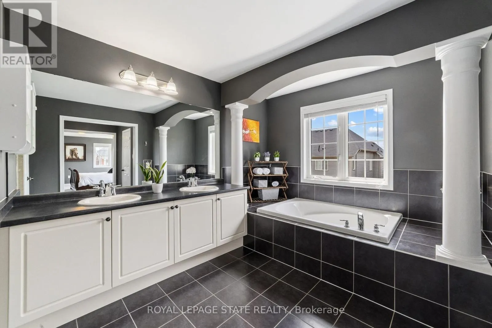 4 TINLIN DRIVE