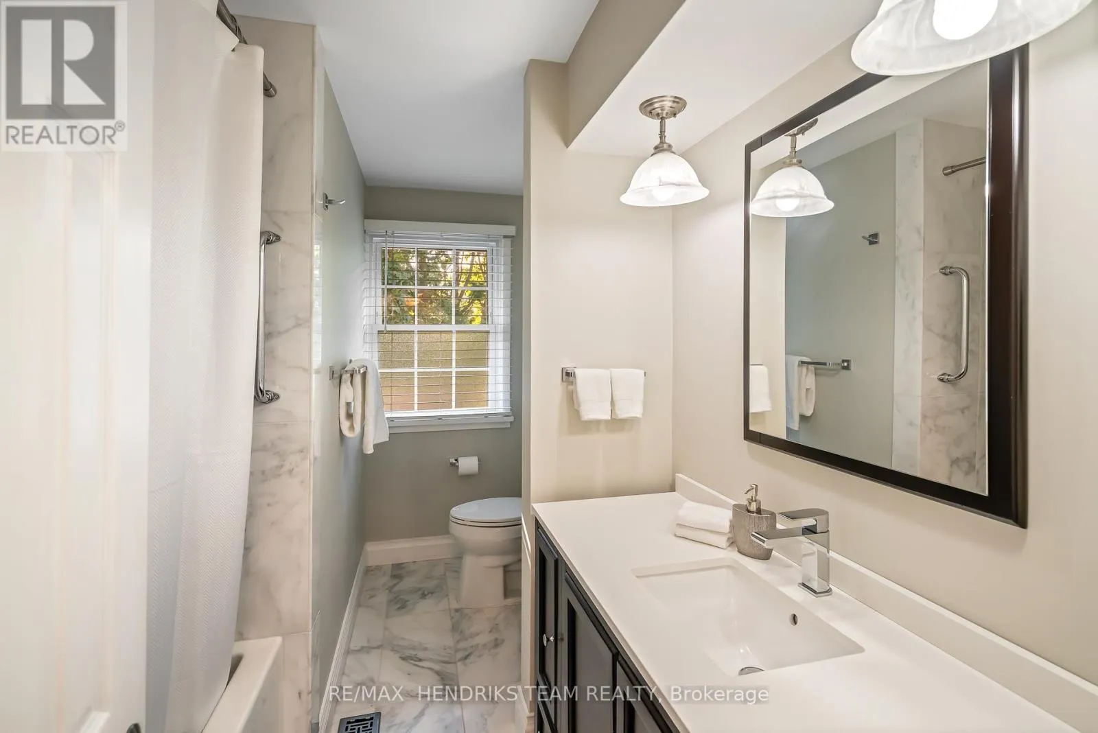 4 UPPER CANADA DRIVE