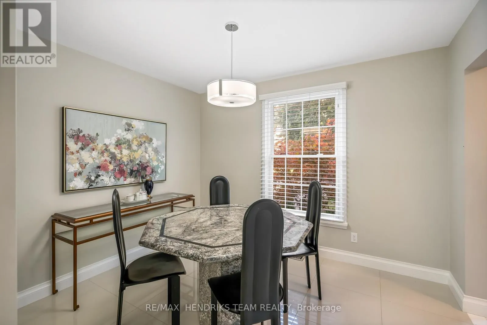4 UPPER CANADA DRIVE