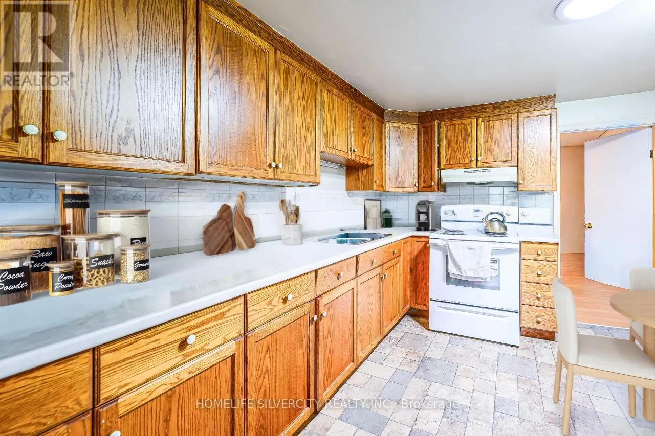 5537 MONTROSE ROAD