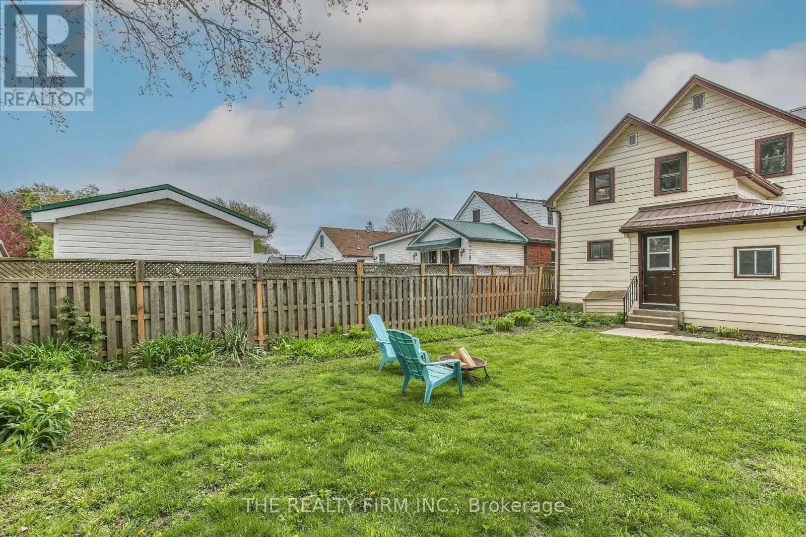 12 WELDON AVENUE