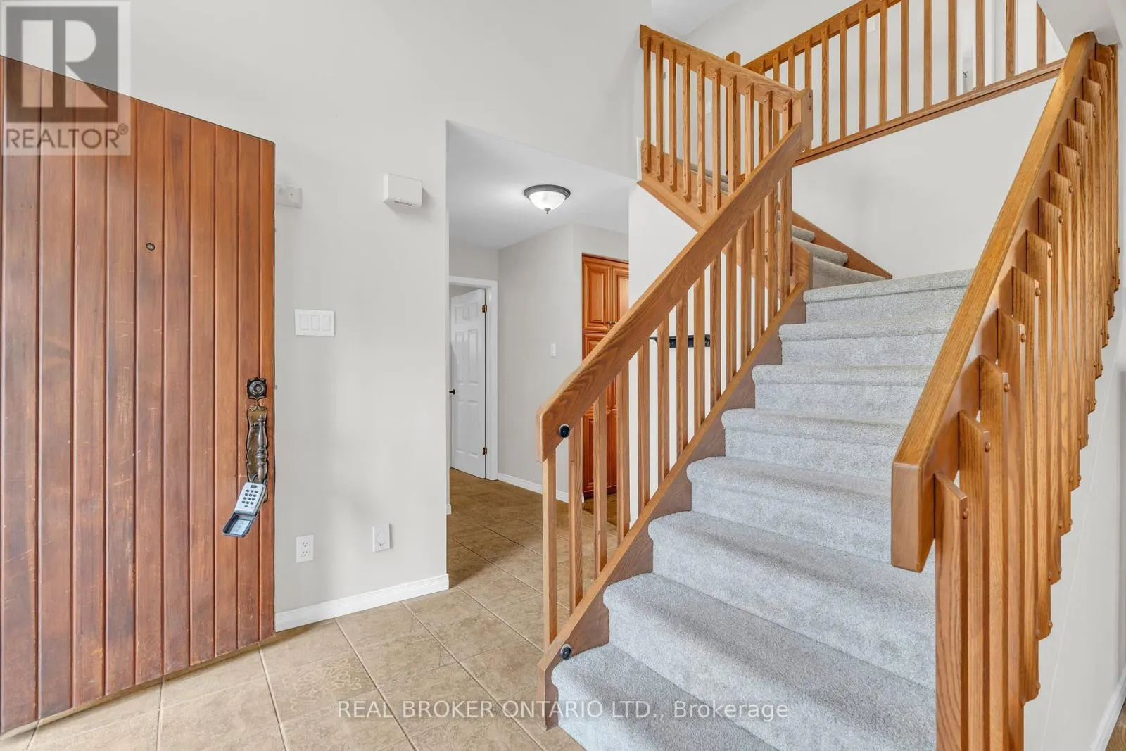 3 BROOKHAVEN COURT