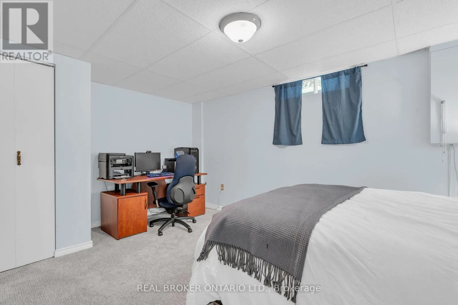 3 BROOKHAVEN COURT