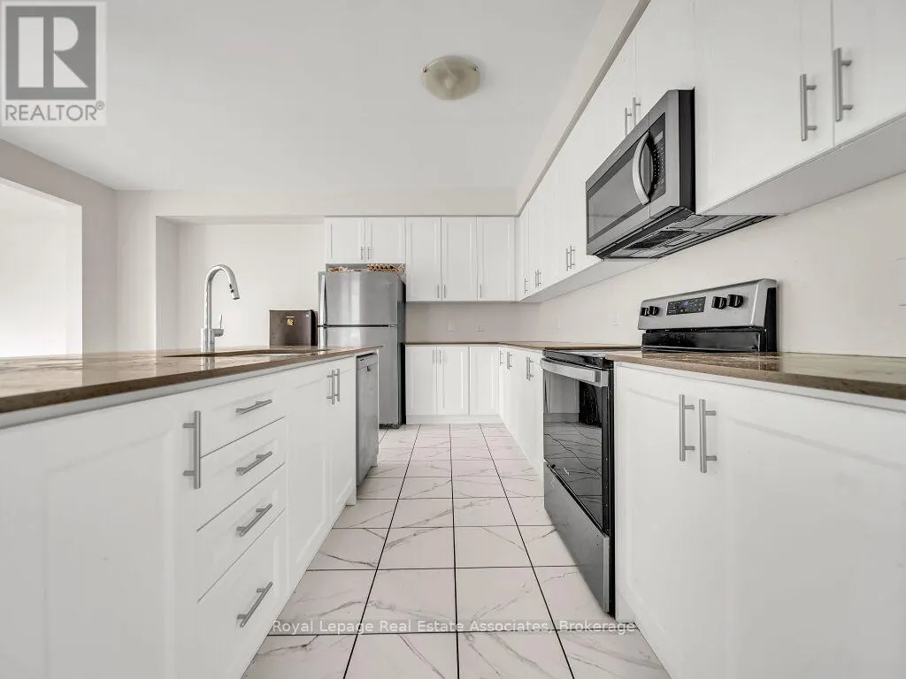 184 BROADACRE DRIVE
