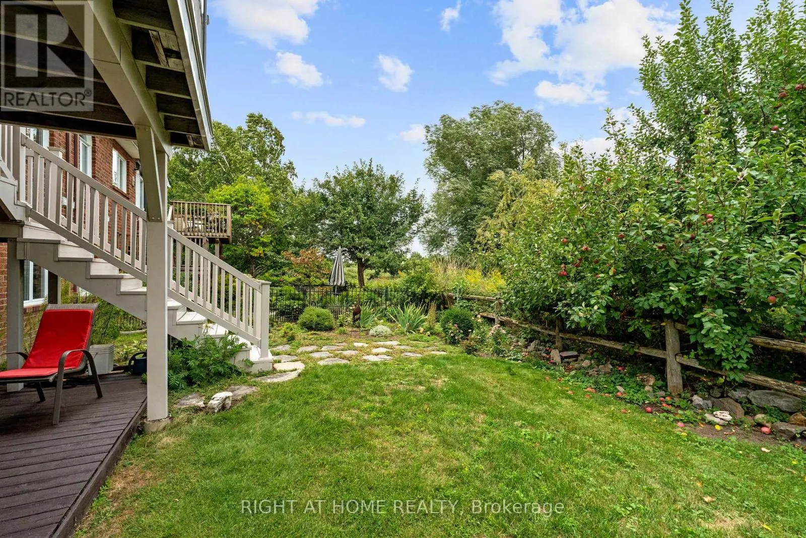 58 AMBERLAKES DRIVE
