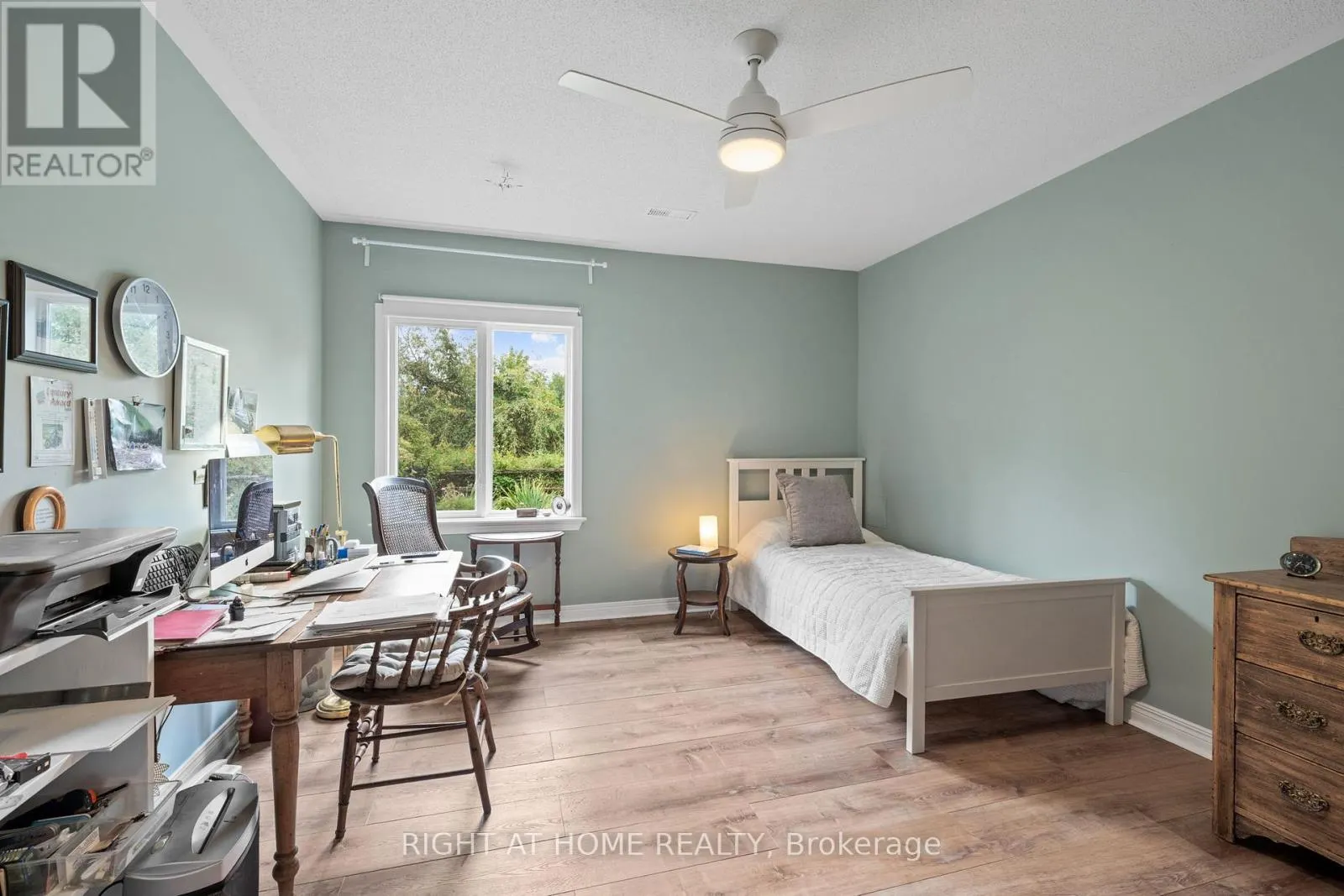 58 AMBERLAKES DRIVE