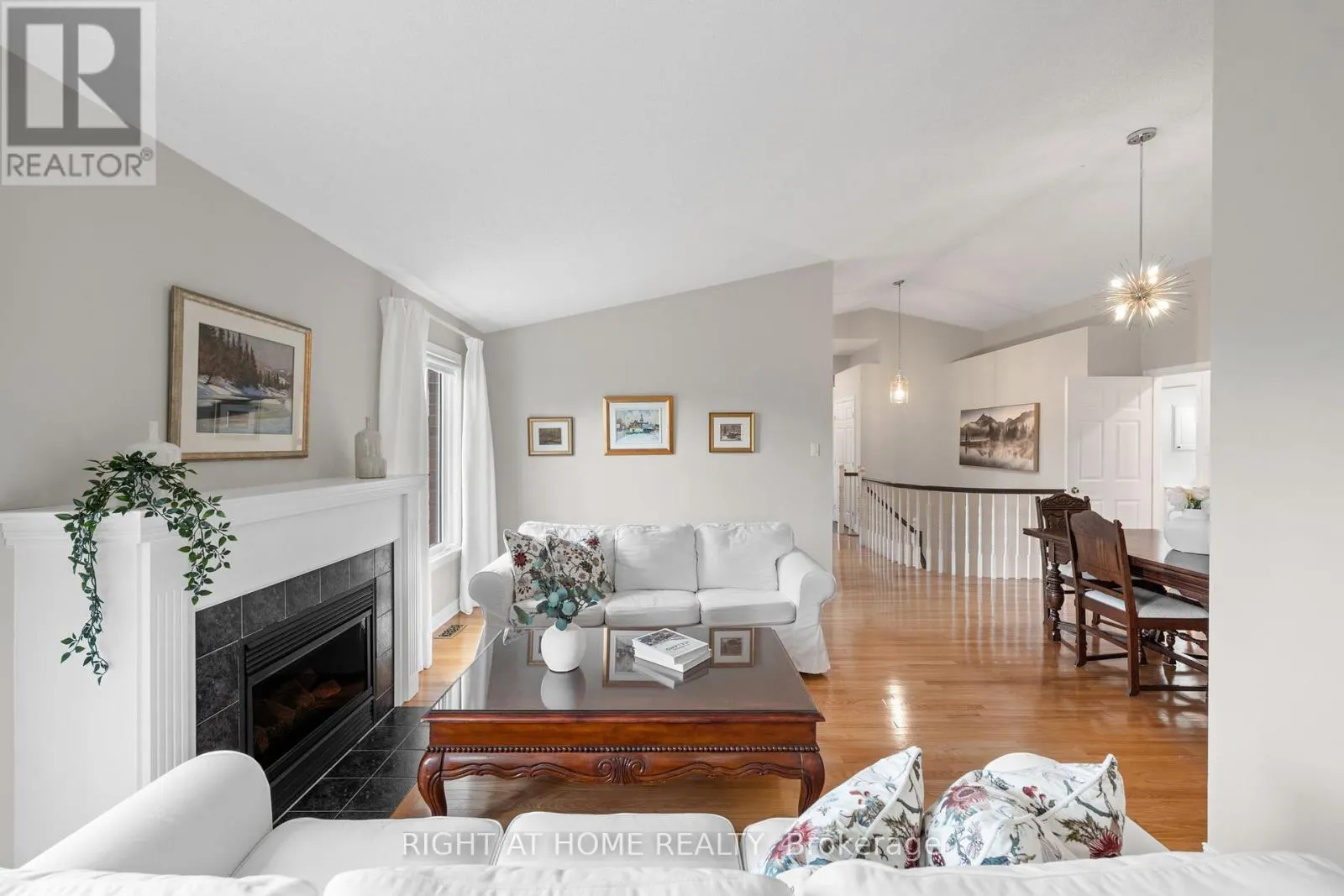 58 AMBERLAKES DRIVE