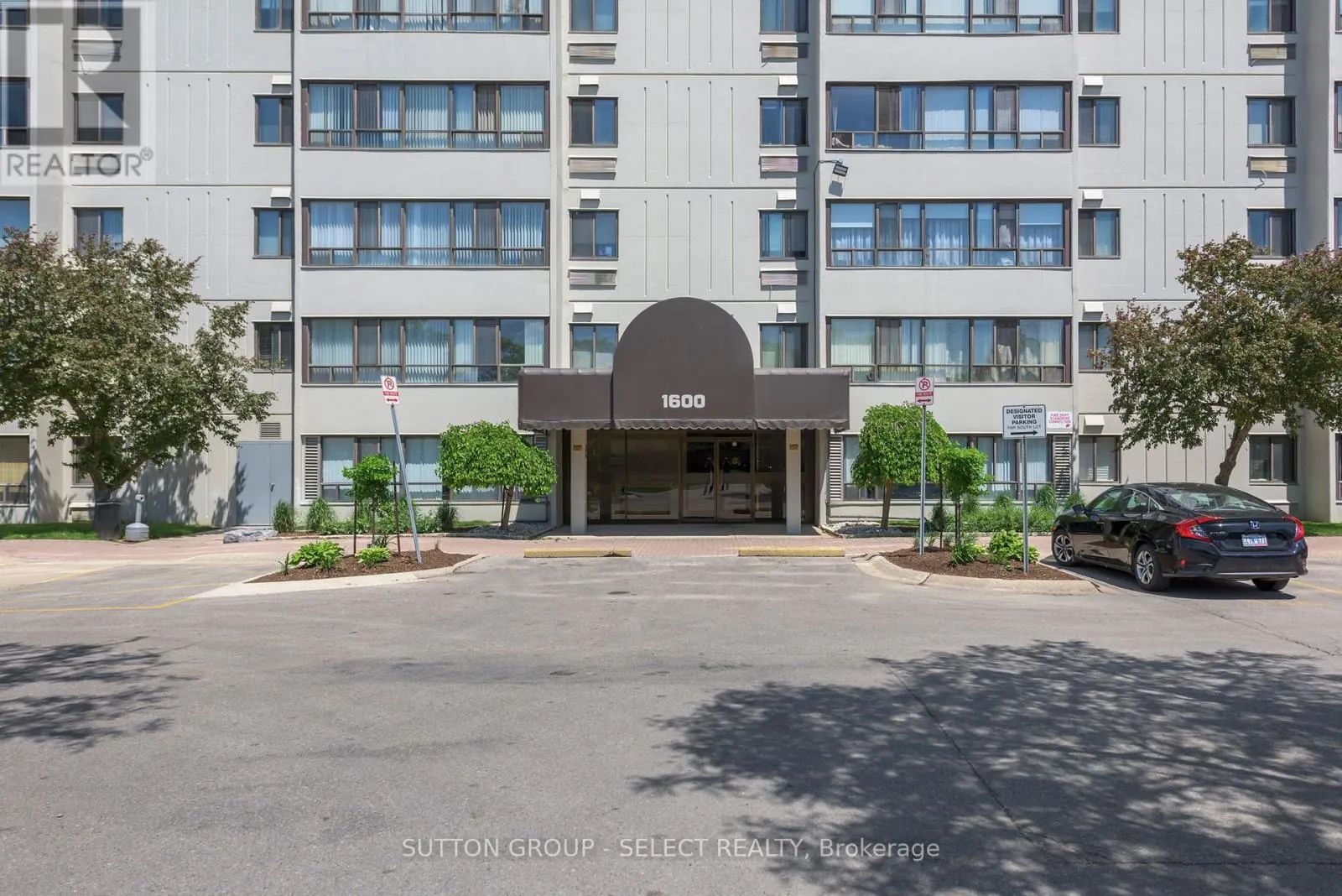 305 - 1600 ADELAIDE STREET N, #305