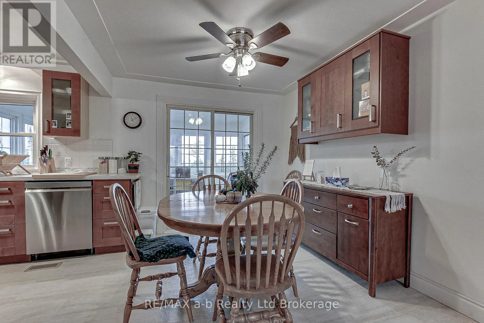 476 PROSPECT AVENUE