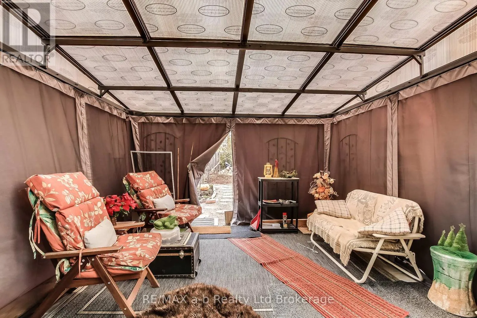 476 PROSPECT AVENUE