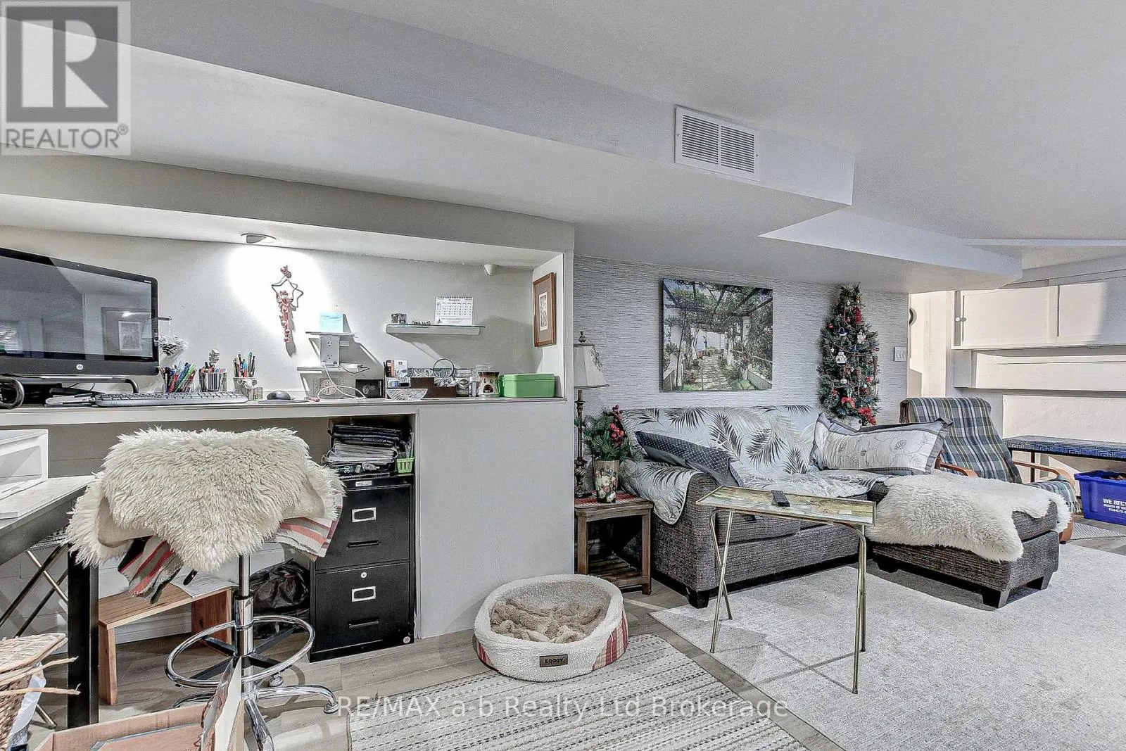 476 PROSPECT AVENUE