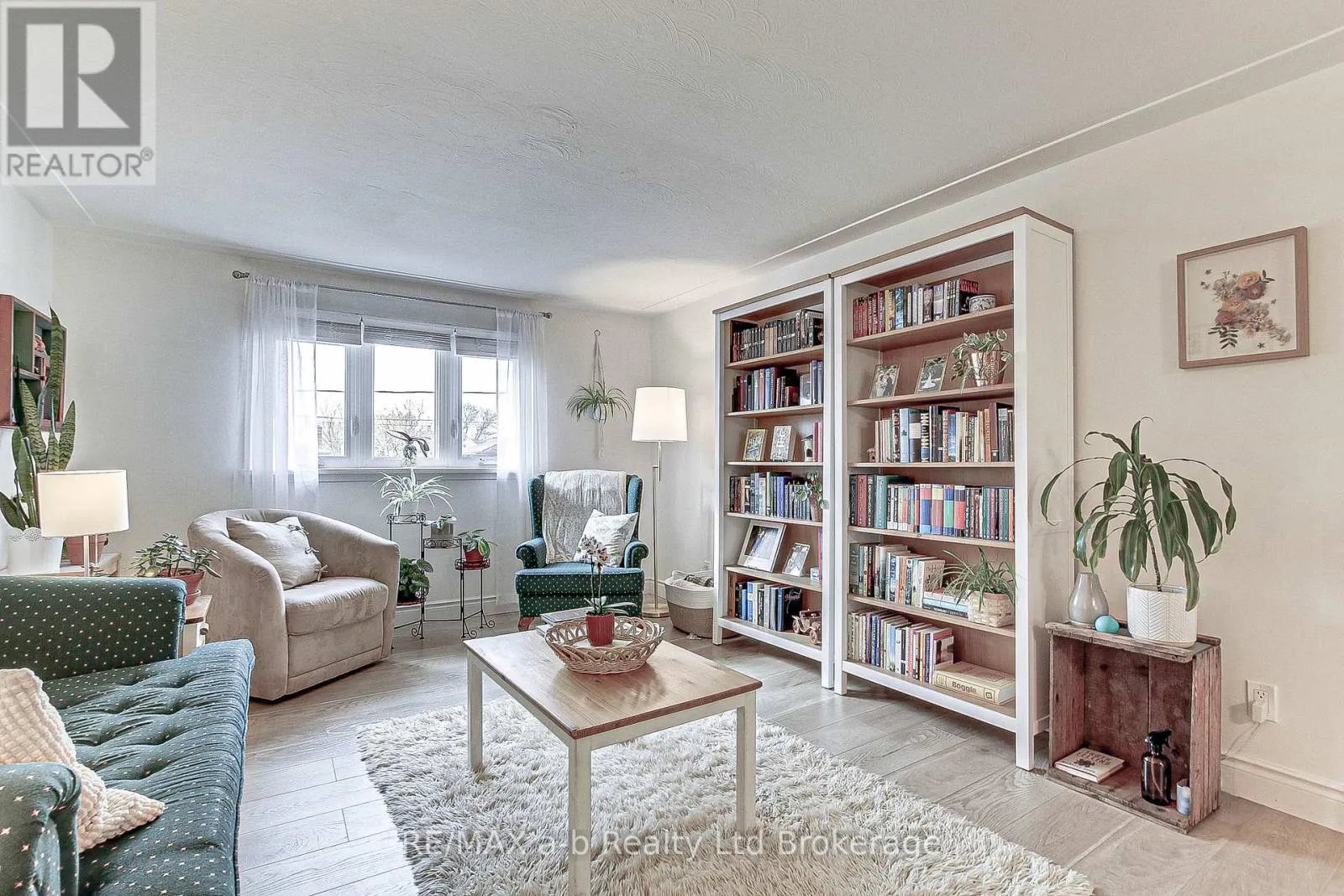 476 PROSPECT AVENUE