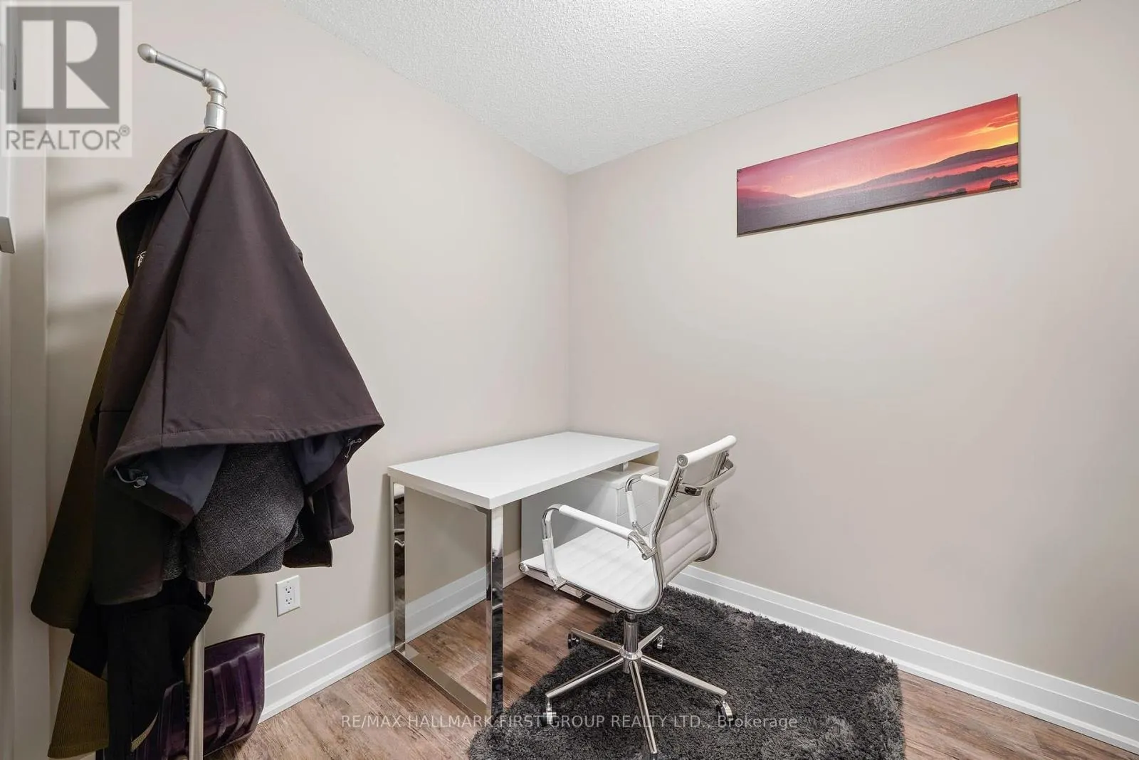 205 - 26 SPENCER STREET E, #205