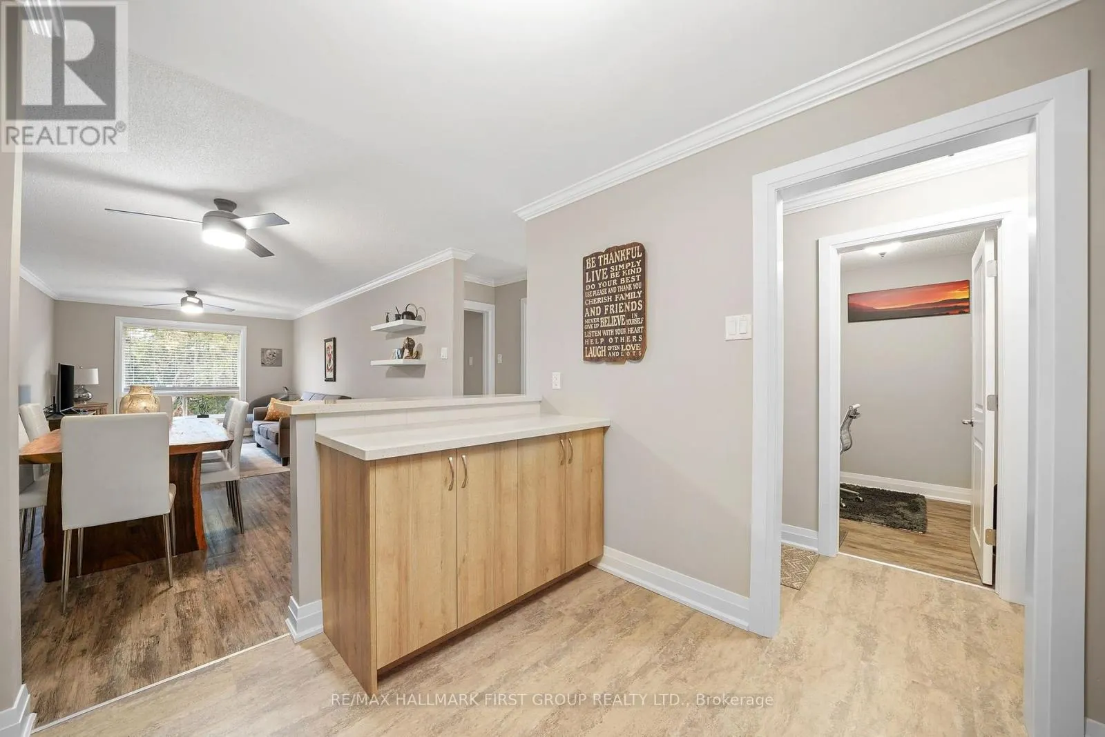 205 - 26 SPENCER STREET E, #205
