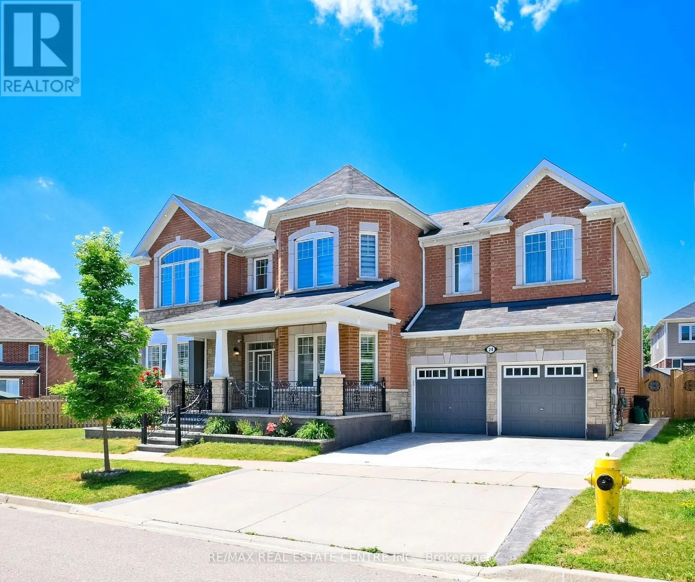 24 PICKETT PLACE