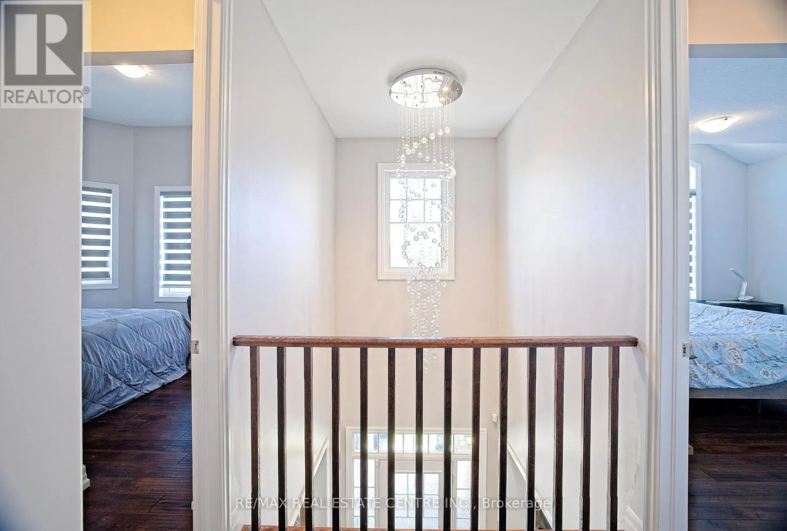 24 PICKETT PLACE