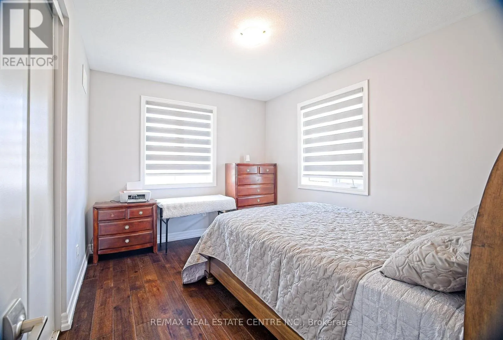 24 PICKETT PLACE