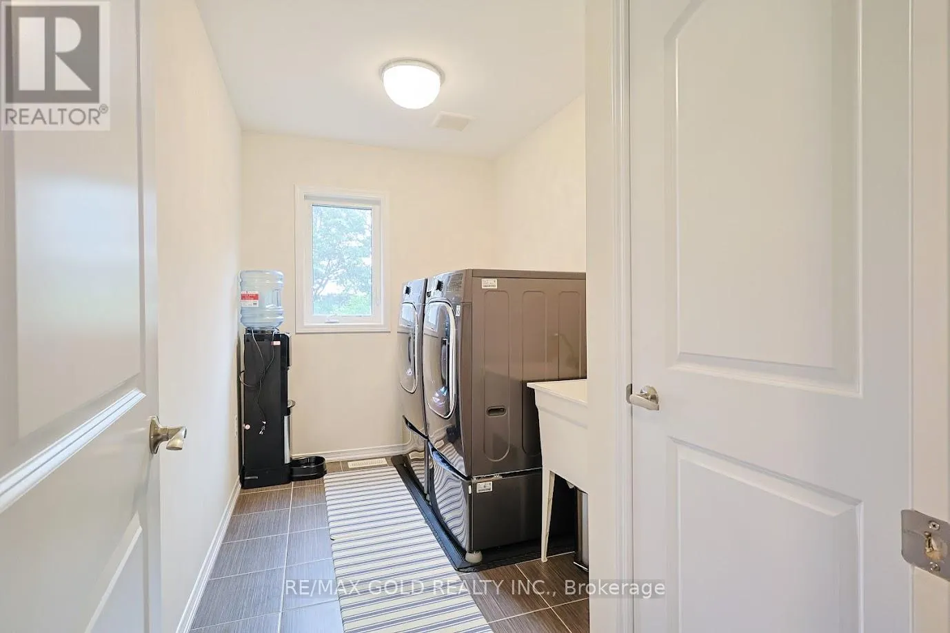 7892 ODELL CRESCENT