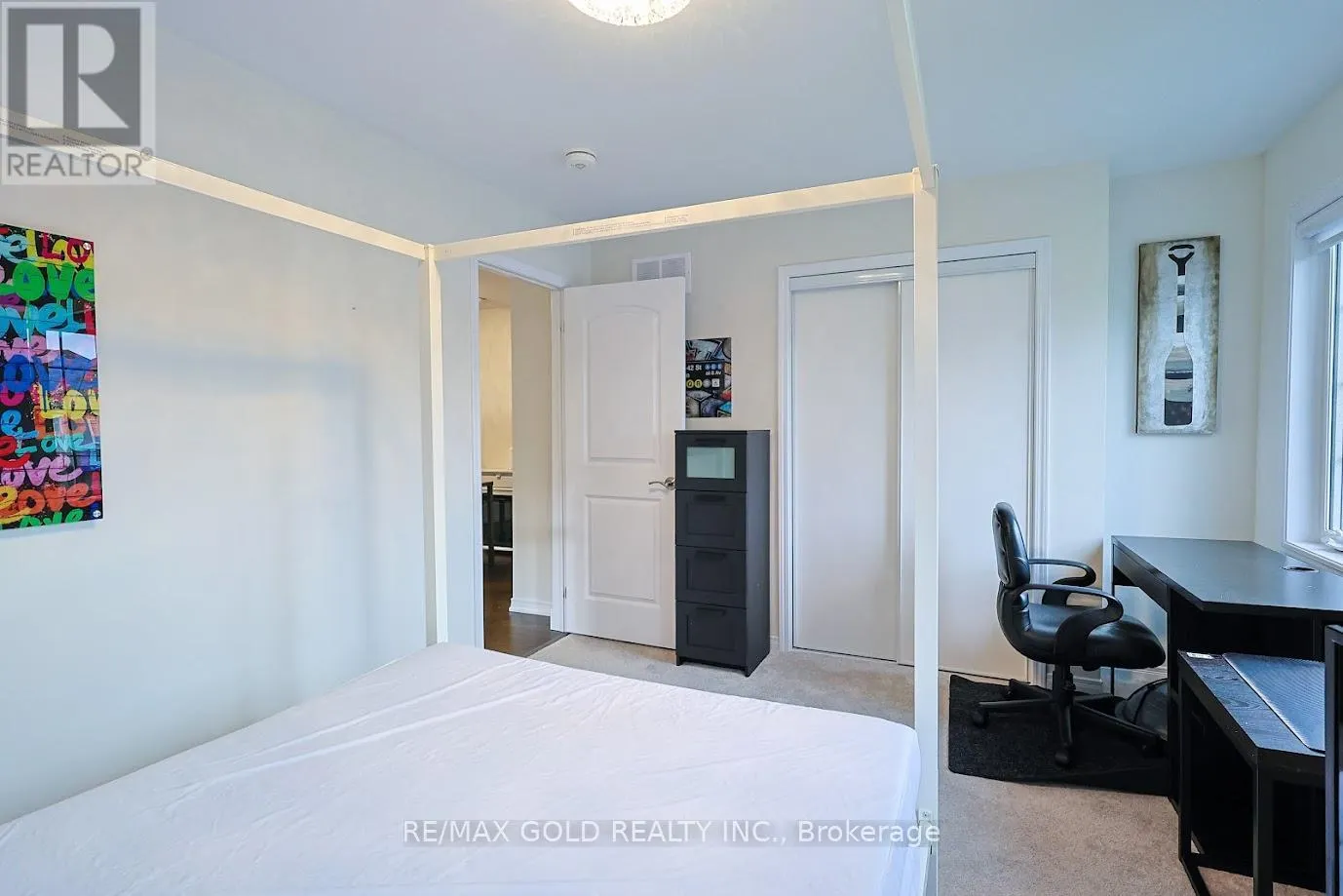 7892 ODELL CRESCENT