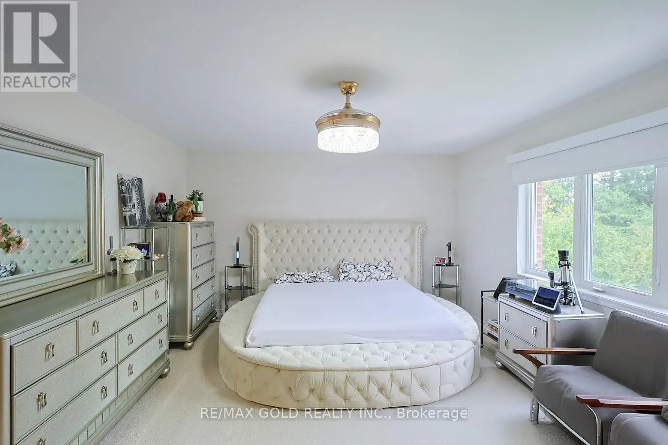 7892 ODELL CRESCENT