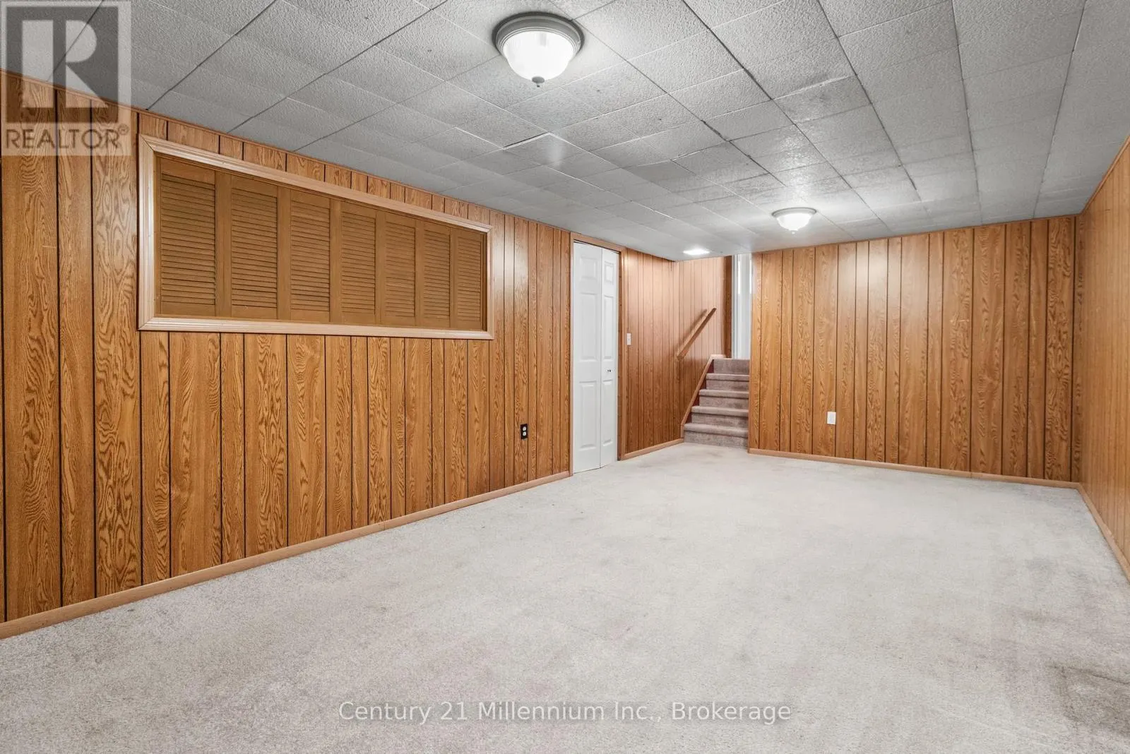 36 SHORELINE DRIVE