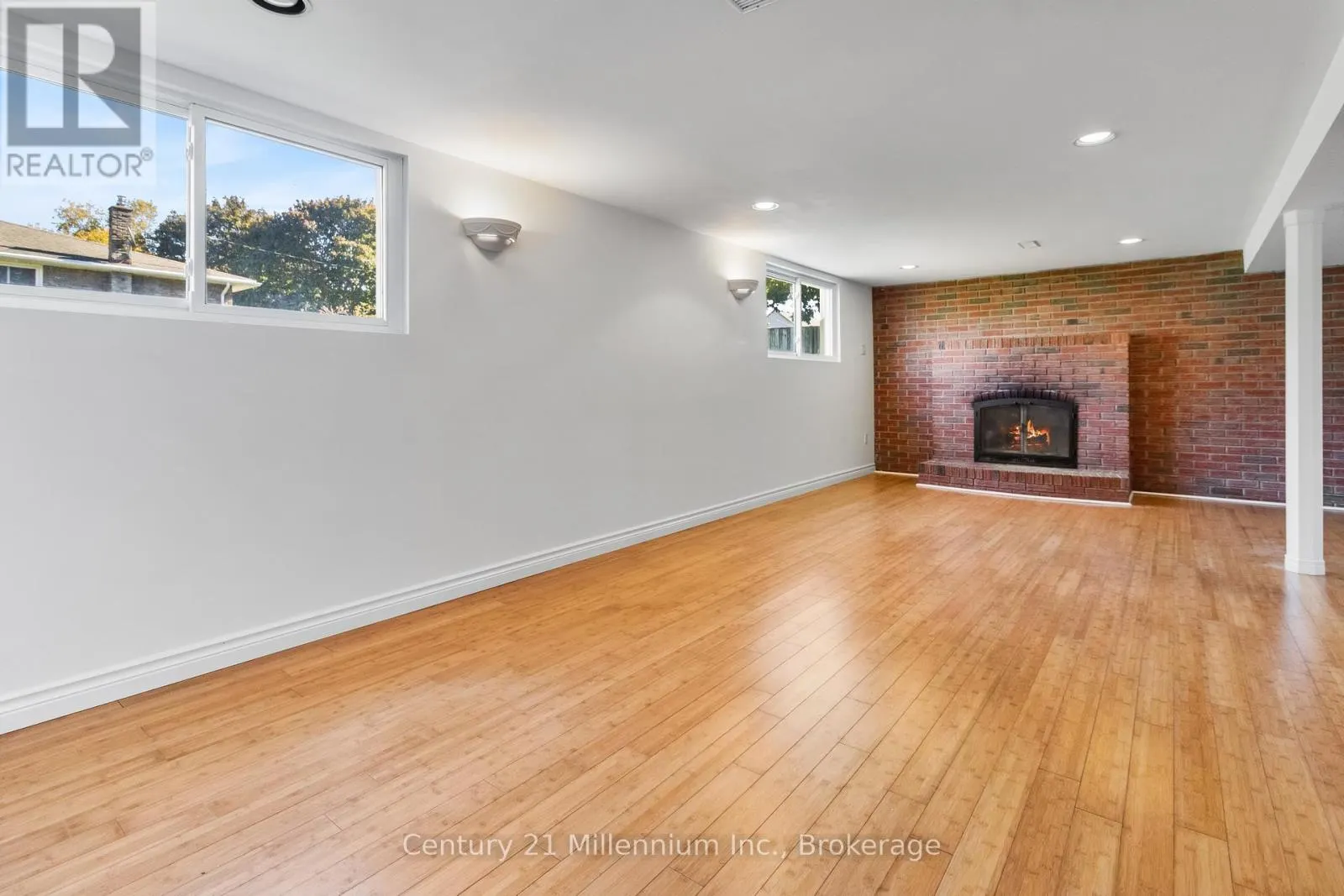 36 SHORELINE DRIVE