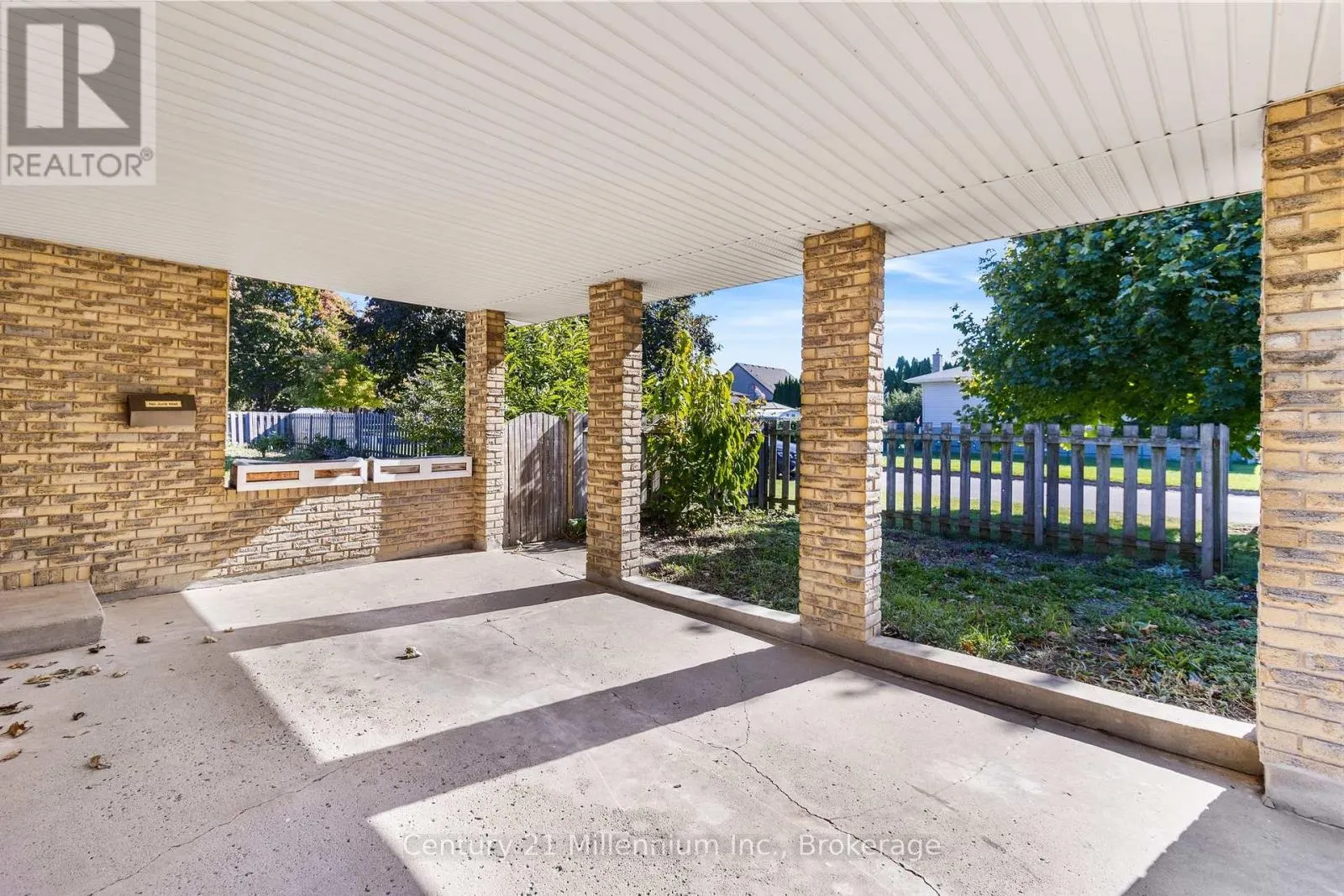 36 SHORELINE DRIVE