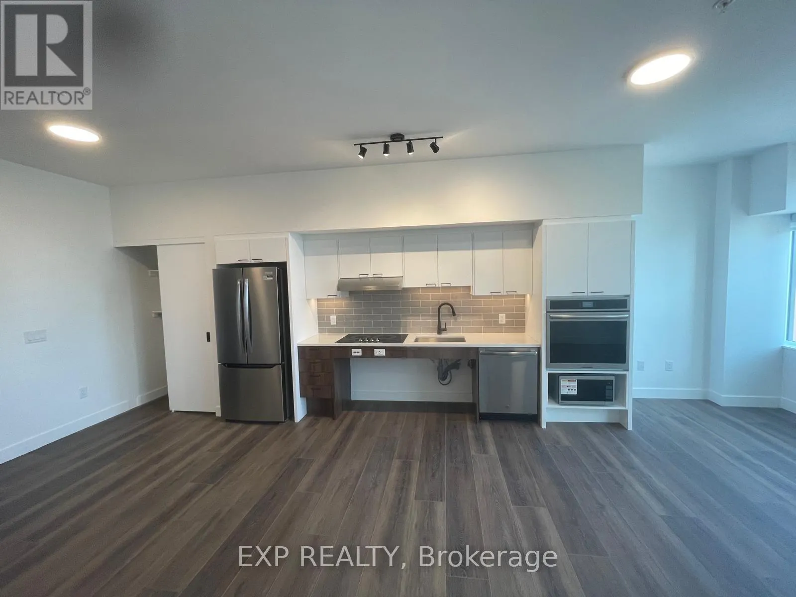 303 - 1600 JAMES NAISMITH DRIVE