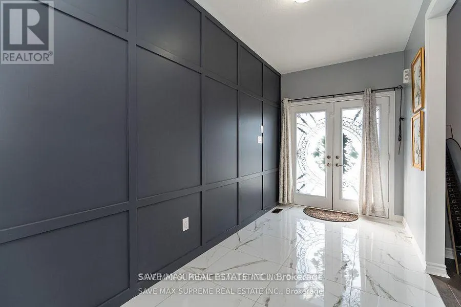 32 SLEETH STREET