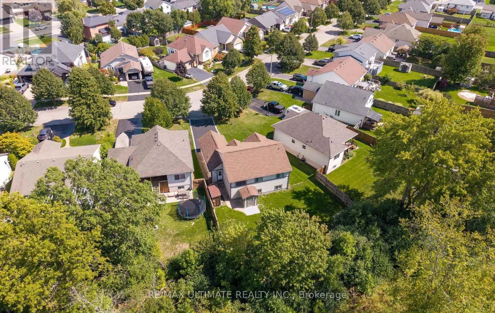 893 CANADA DRIVE