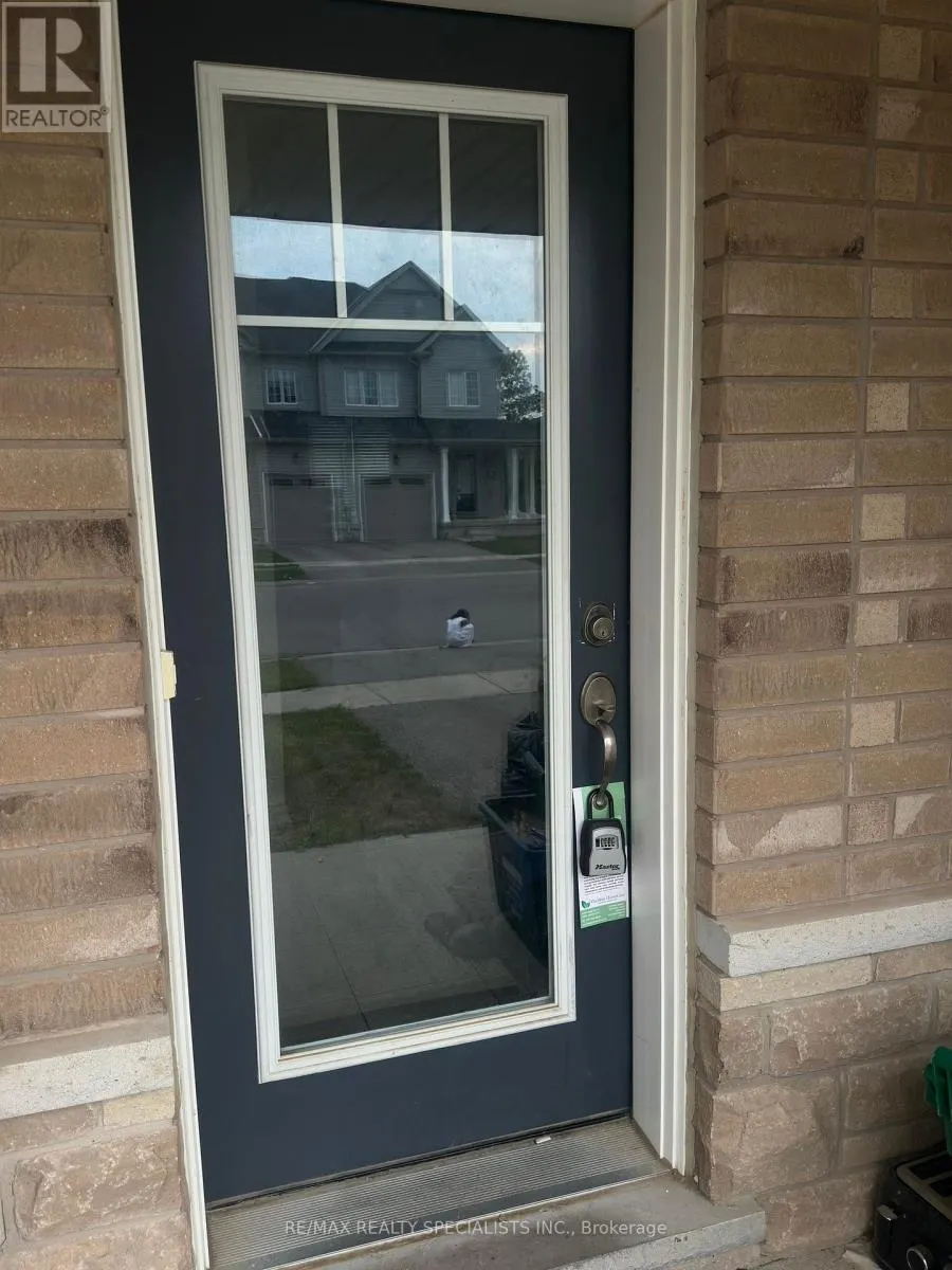 9 COLE CRESCENT