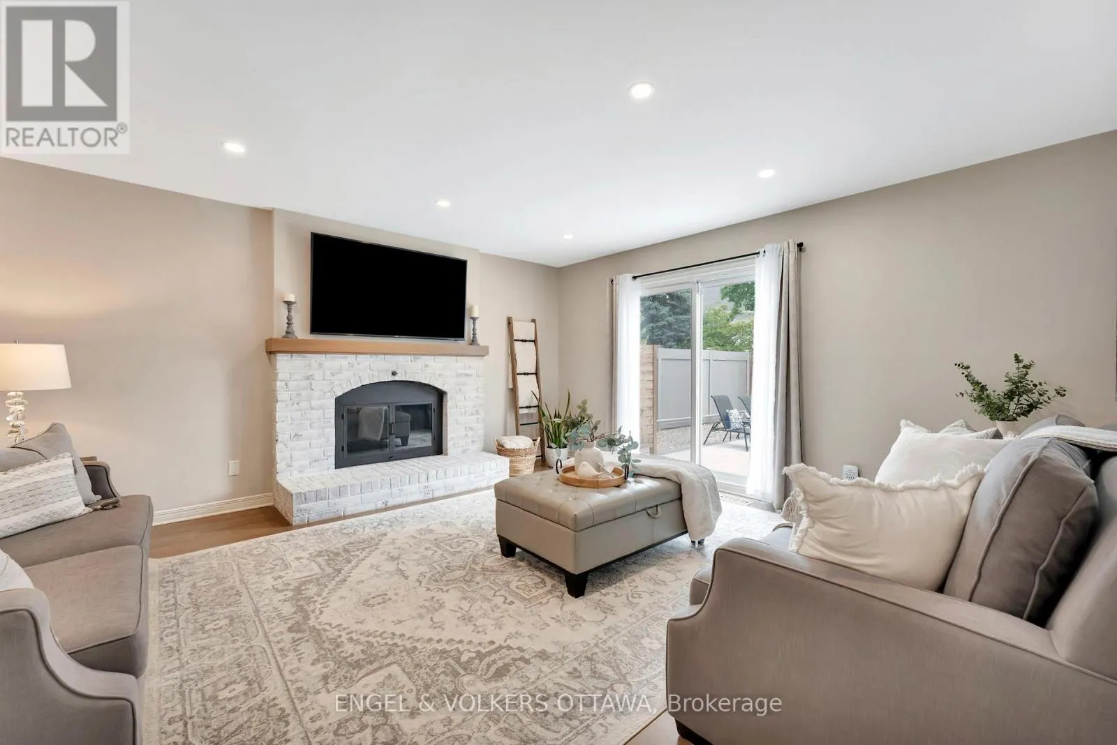 14 BELTON AVENUE