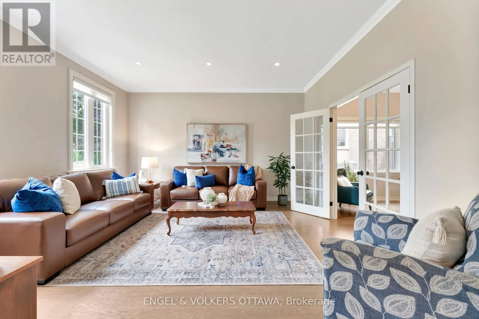 14 BELTON AVENUE