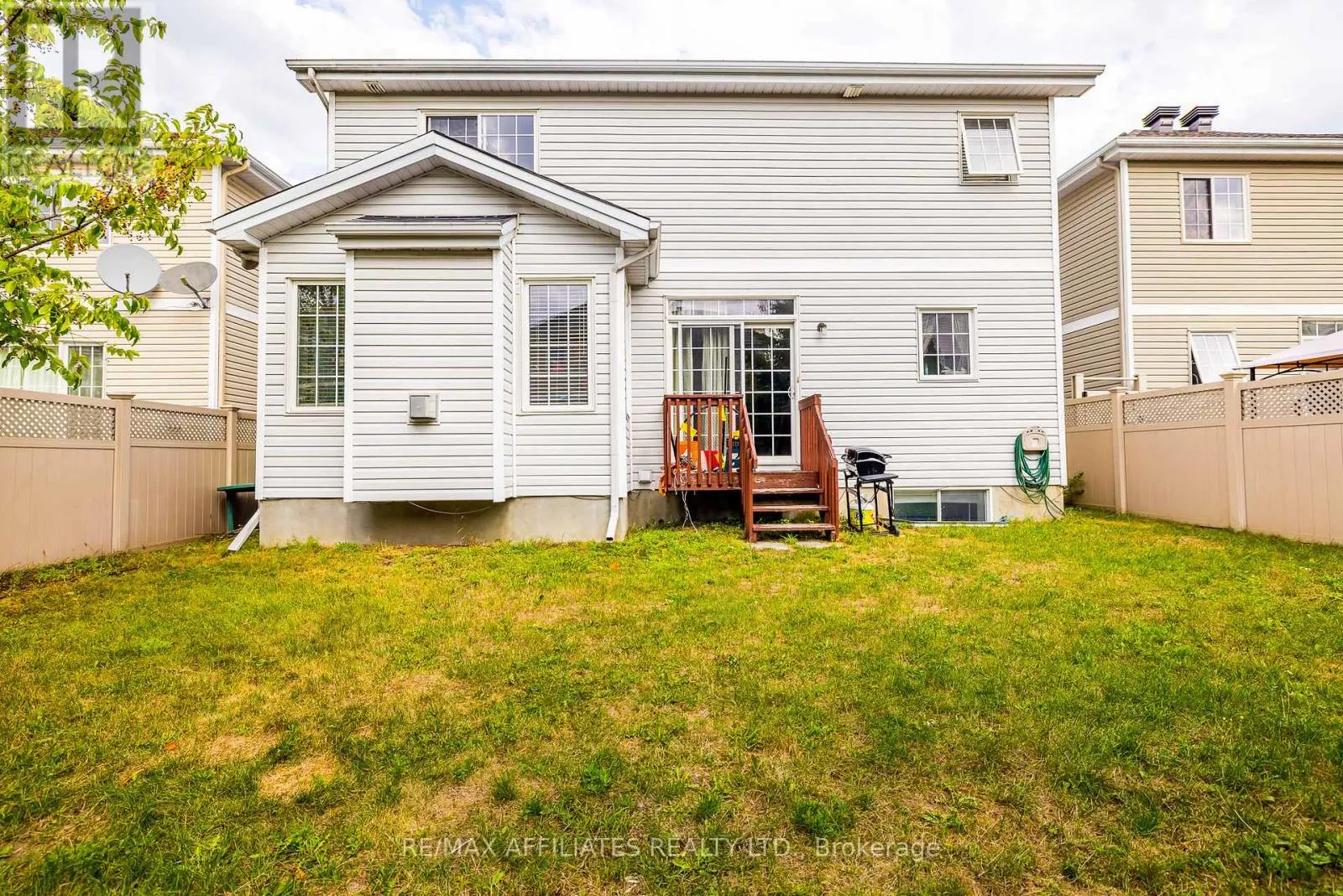 232 HIDDEN MEADOW AVENUE
