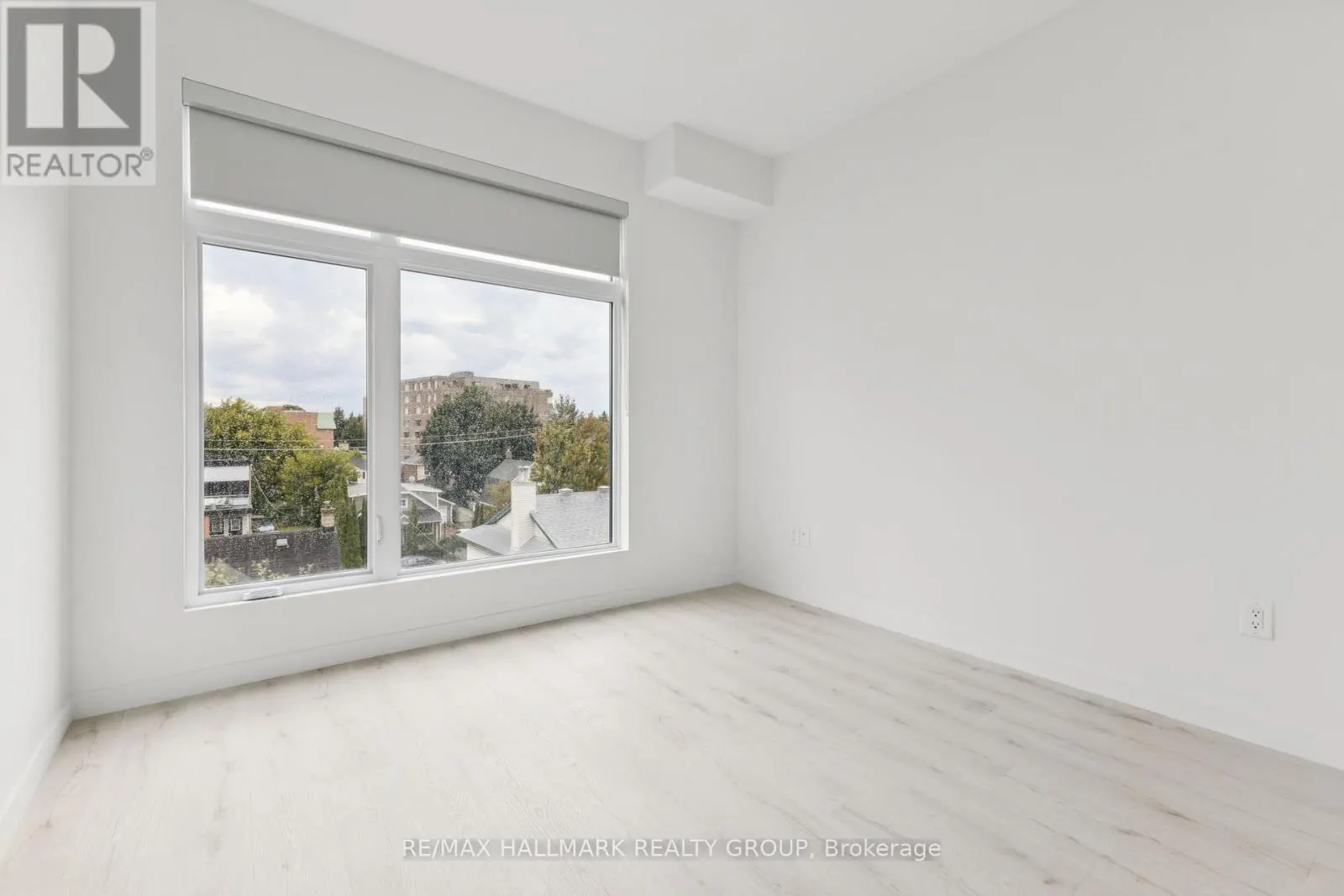 26 MCARTHUR AVENUE