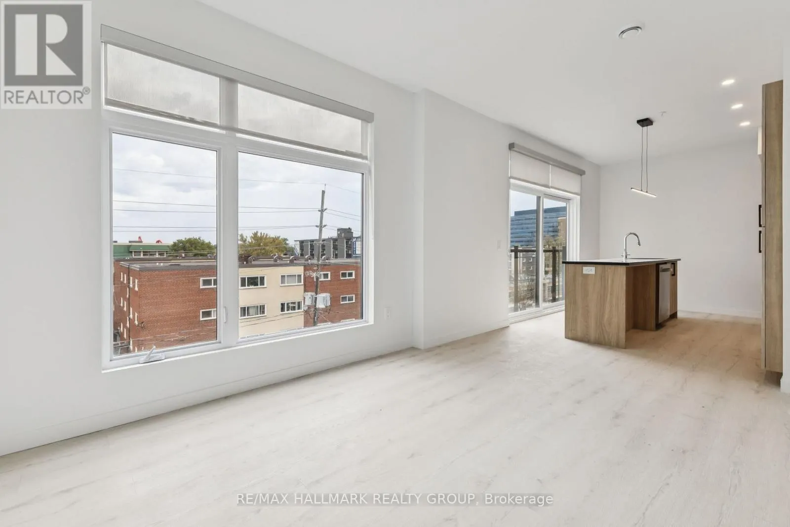 26 MCARTHUR AVENUE