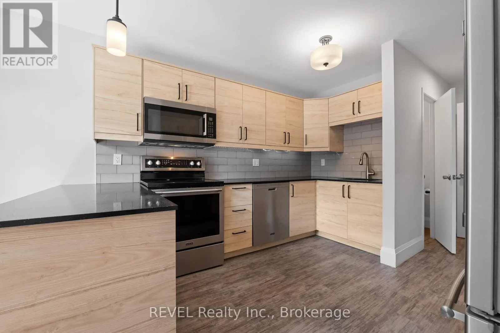 109 - 45 MARKSAM ROAD, #109
