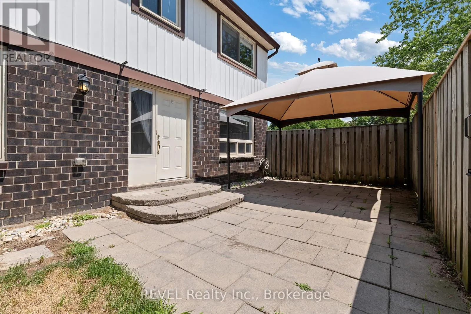109 - 45 MARKSAM ROAD, #109